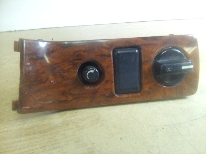 Volvo 3980808 Light Switch Panel, Woodgrain *FREE SHIPPING*