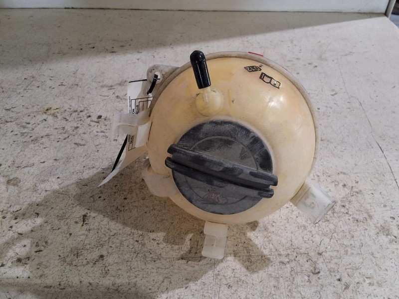 Coolant Reservoir Fits 06-10 12-22 PASSAT 3229200