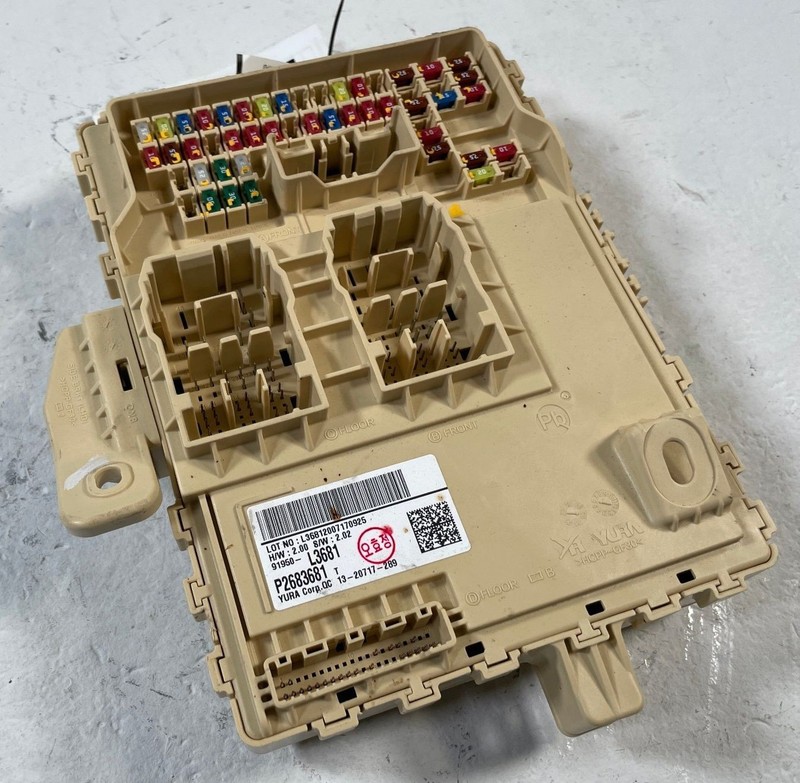 2021-24 KIA K5 UNDER DASH FUSE RELAY CABIN JUNCTION BOX 1.6L 91950L3681 # 110633