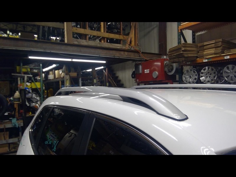 2014-2021 CHEROKEE Left Luggage Rack 1569620