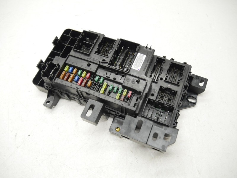 2015-2023 Ford Mustang GT S550 Fuse Relay Box Body Control Module BCM Unit OEM