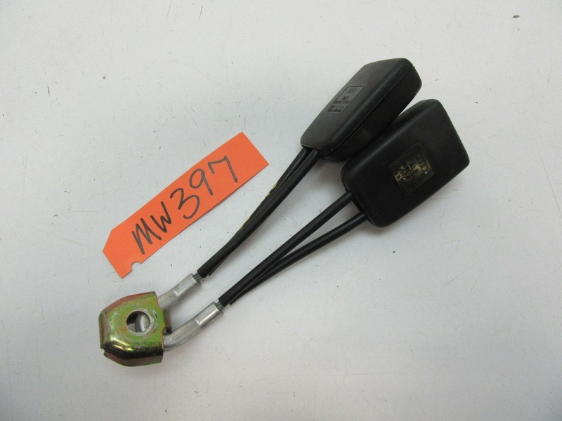 SEAT BELT BUCKLE LATCH LOCK CAR BACK REARfor 95-98 AUDI CABRIOLET CONVERTIBLE