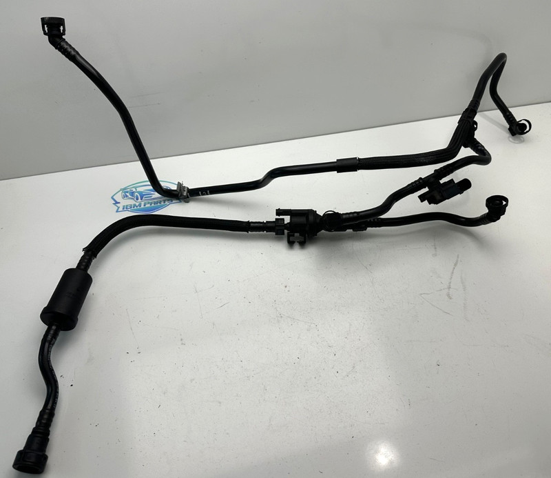 2016-2022 BMW X1 F48 2.0L BRAKE BOOSTER VACUUM HOSE LINE PIPE OEM