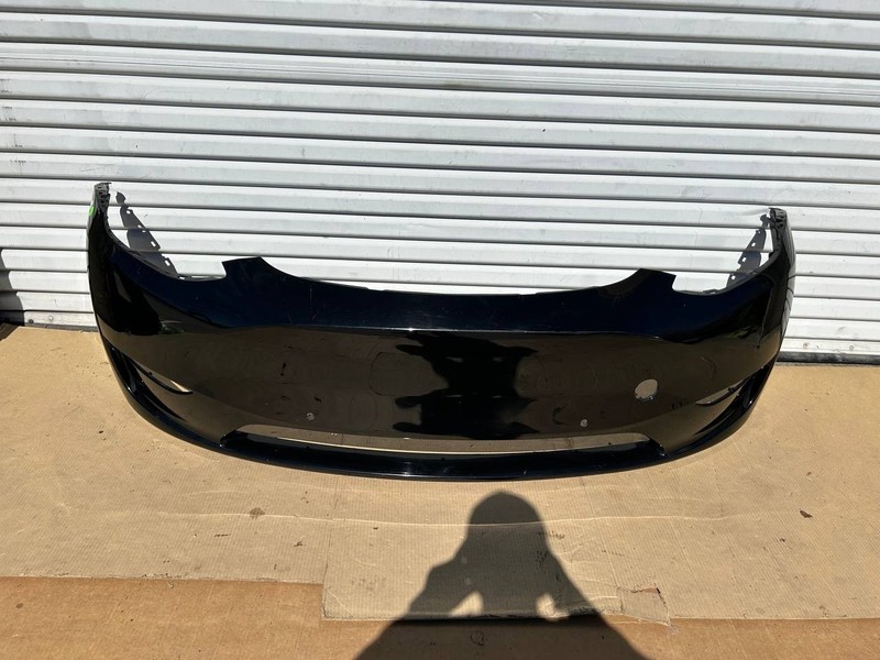 ✅20-23 Tesla Model Y Front Bumper Cover w/Sensor Holes Black w/scratches