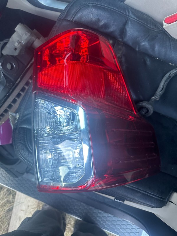 16-22 Nissan Titan & XD LH DRIVER SIDE TAILLIGHT TAIL LIGHT ASSEMBLY PRO-4X SV