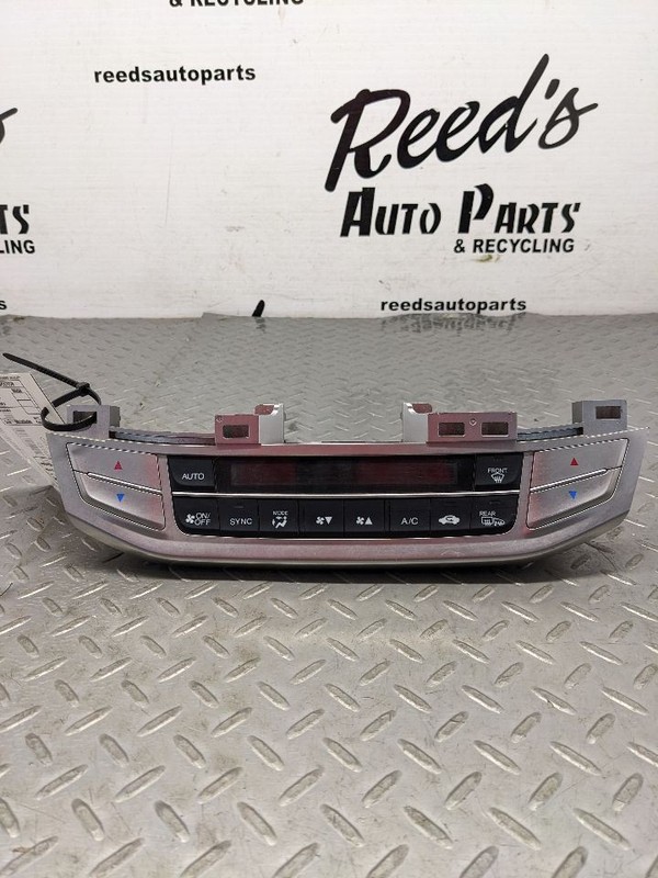 Temperature Control Automatic Temperature Control EX Fits 13-15 ACCORD 1059832