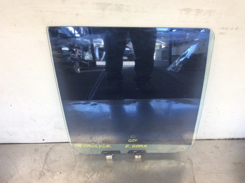 98 99 00 01 02 Rodeo Passport Right Rear Door Glass Window Used OEM