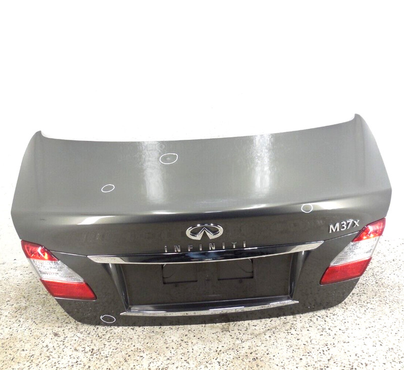 2011 2012 2013 Infiniti M37 Rear Trunk Deck Lid W/ Tail Lights OEM