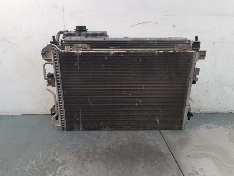 2000 Grand Marquis / Crown Vic Victoria Radiator Condenser Cooler Fan#1010 D2