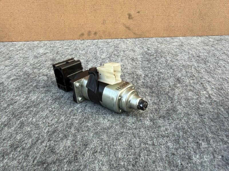 NISSAN 370Z 2009-2021 OEM FRONT LEFT DRIVER SEAT ADJUST FORWARD BACKWARD MOTOR