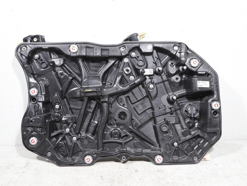 16-22 BMW 750i G12 Front Left Driver Side Door Panel Window Regulator Carrie OEM