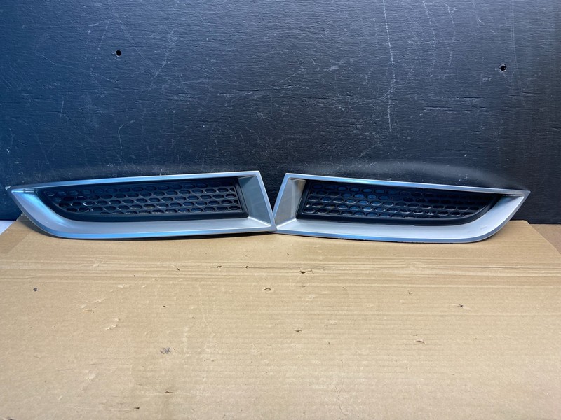2013 to 2016 GMC Acadia Front Bumper Left+Right Set Grille Cover AE4593 DG
