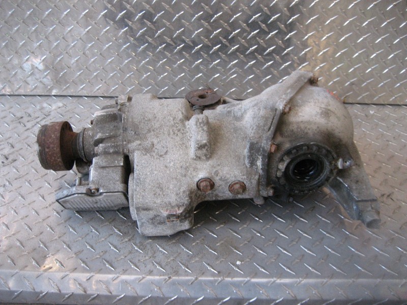 06 FORD FREESTYLEREAR CARRIER