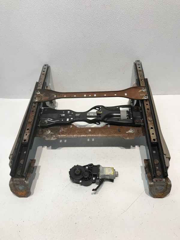 11-17 HONDA ODYSSEY FRONT RH RIGHT PASS SEAT RAIL TRACK / Motor OEM