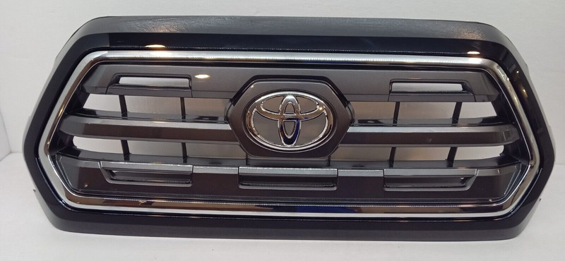 2016-2020 TOYOTA TACOMA GRILLE ASSY OEM PART#53113-04030.
