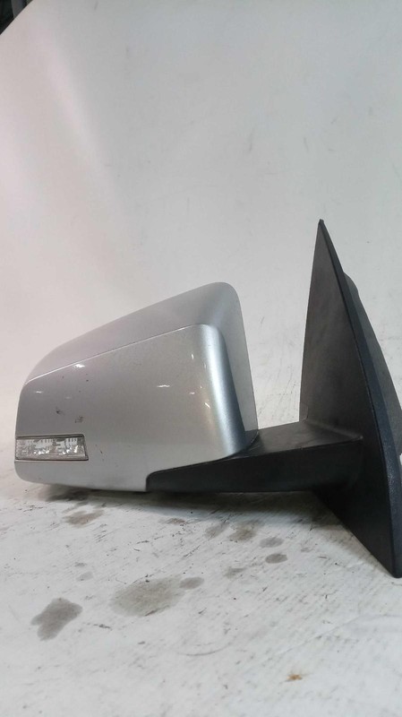 2013 GMC Acadia Right Door Mirror Silver OEM Used 180K Miles NJ25-17462-437801
