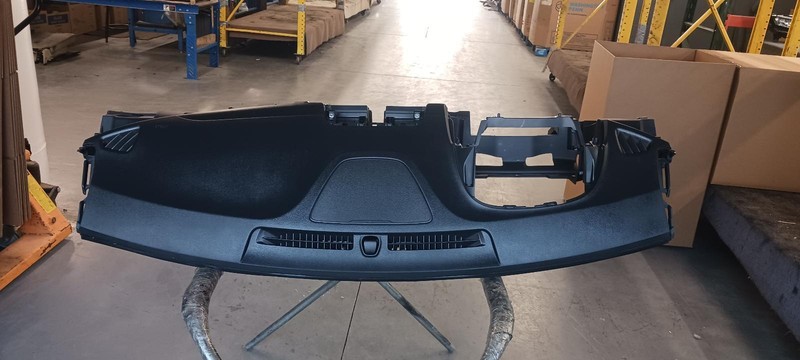 18-'21 HYUNDAI KONA dashboard Dash Panel w/o head-up display OEM Grade A!