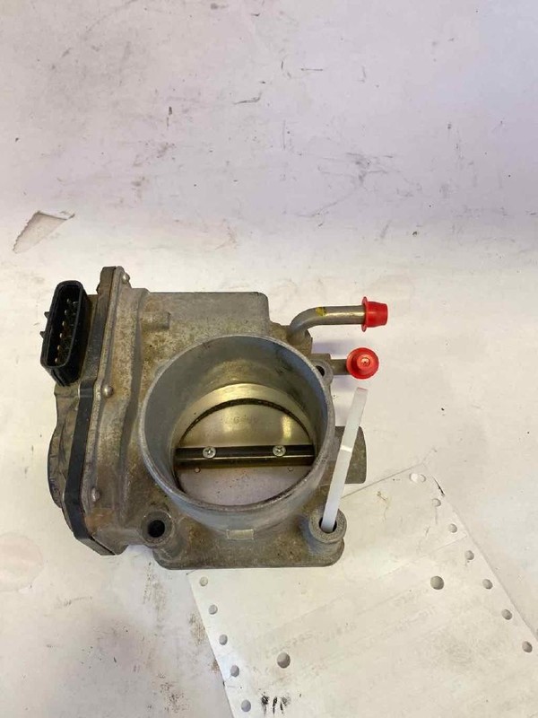 Throttle Body/valve Assy TOYOTA TACOMA 05 06 07 08 09 10 11 12 13 14 15