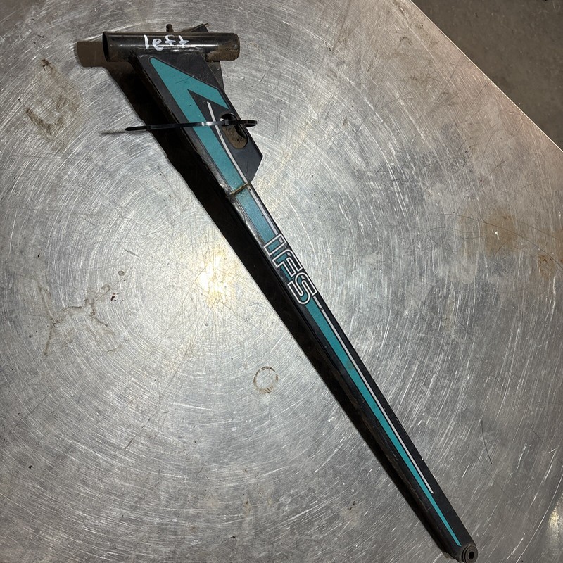 1995 Polaris 500 Touring 2 Up Front Left Suspension Trailing Arm Good