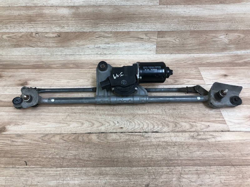 LEXUS IS300 OEM FRONT WINDSHIELD WIPER WITH MOTOR 2001-2005