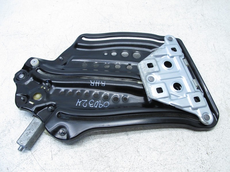10-17 AUDI 8T A5 S5 RS5 CONVERTIBLE REAR PASSENGER WINDOW REGULATOR QUARTER 0903