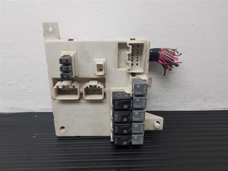 13-17 Chevrolet Traverse Dash Fuse Cabin Box OEM 23106750