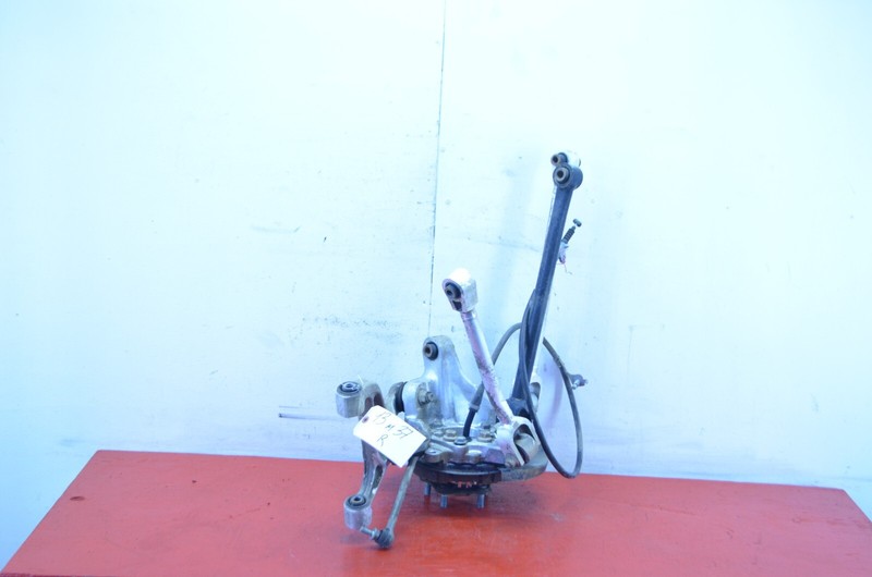 11-13 INFINITI M37 RWD REAR RIGHT SPINDLE KNUCKLE HUB BEARING W CONTROL ARMS OEM