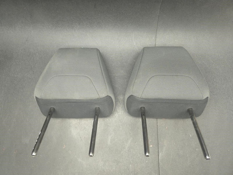 2PC Front Seat Headrests Set 2021 Toyota RAV4 71910-0R280 2019 2020 2022 - 2025