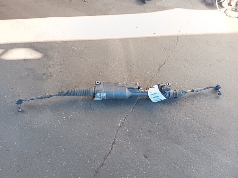 2015-2018 PORSCHE MACAN ELECTRIC POWER STEERING GEAR RACK & PINION OEM