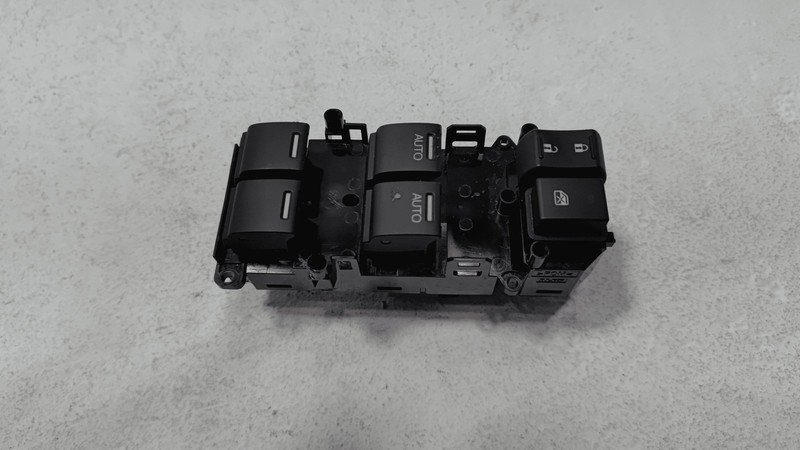 2017-2025 Honda Ridgeline Front Driver Door Window Power Power Master Switch OEM