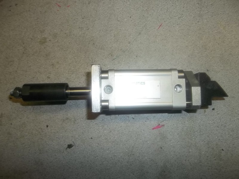 Numatics TF-584885-2 Pneumatic Solenoid Valve Assembly K10043 *FREE SHIPPING*