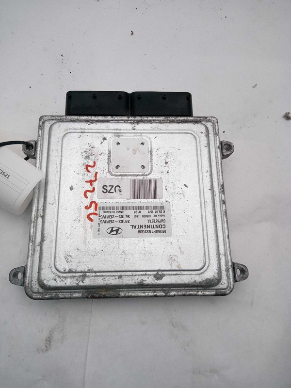 Used Engine Control Module (ECM) fits: 2015 Hyundai Elantra Electronic Control M