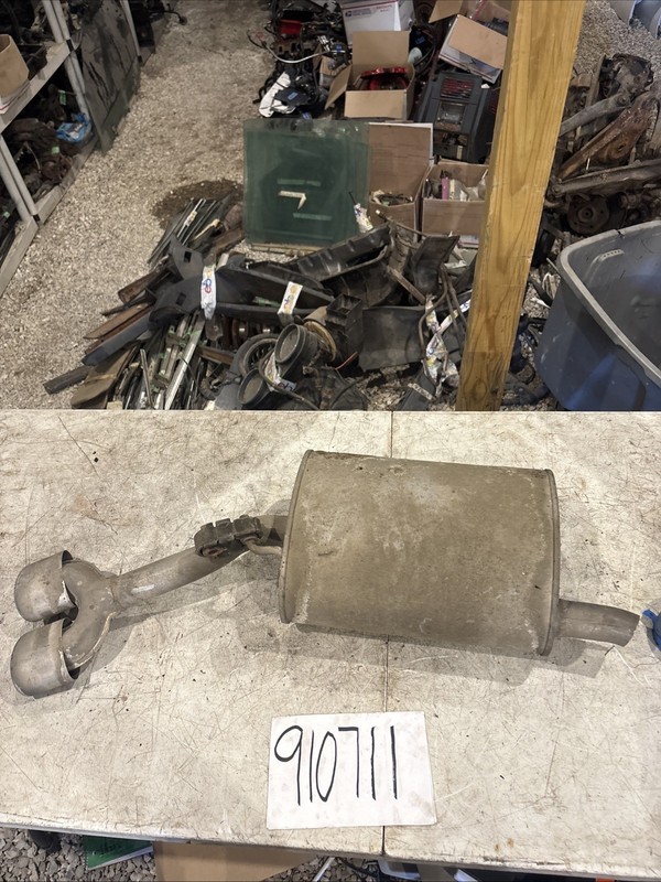 2006-2008 Cadillac DTS Rear Exhaust Muffler LH Driver Side Genuine OEM 15921941