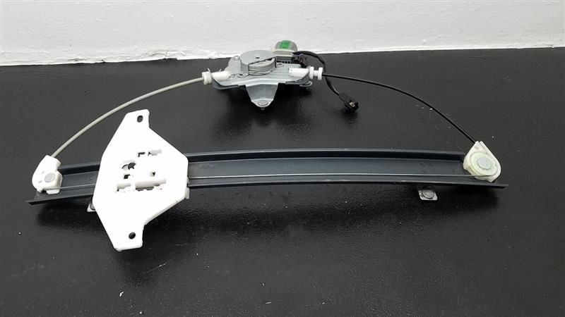 12-15 Chevrolet Captiva Sport Rear Left Driver Window Regulator OEM 25926014