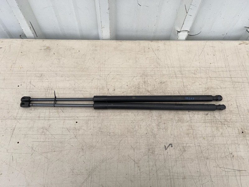2014-2018 JEEP CHEROKEE LIFTGATE HATCH STRUTS PAIR 61061