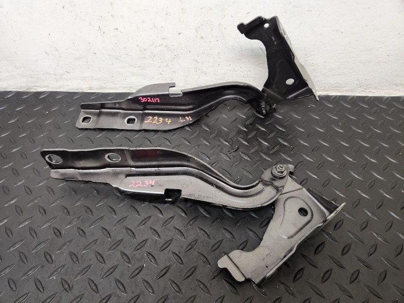 18-23 Jeep Compass Hood Bonnet Hinges Pair Gray OEM 68244074AA