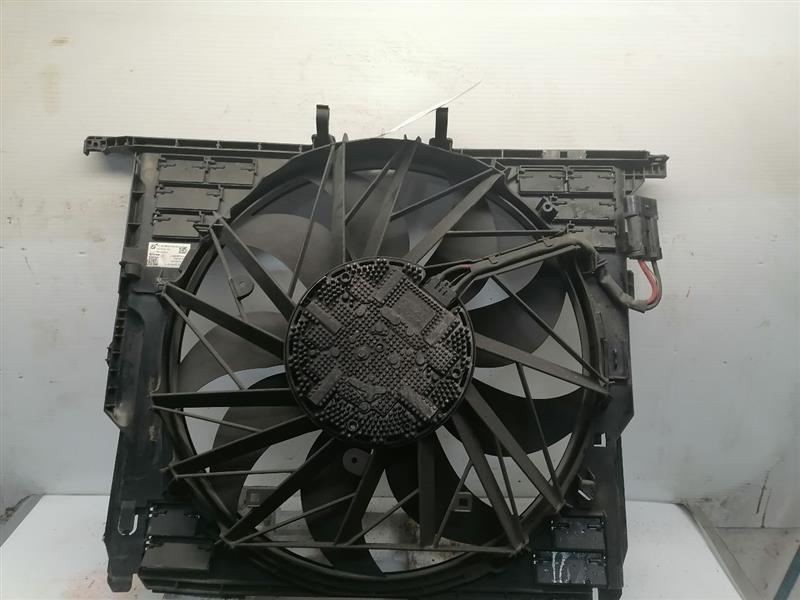 Radiator Fan Motor Fan Assembly Radiator 850 Watt Fits 12-19 BMW 650i 1314743
