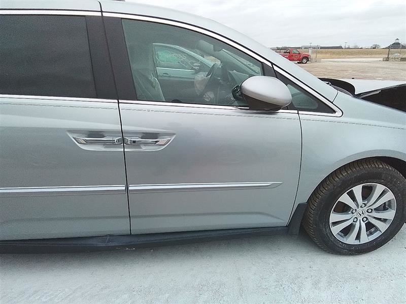 Passenger Right Front Door Electric Fits 13-17 ODYSSEY 2977279