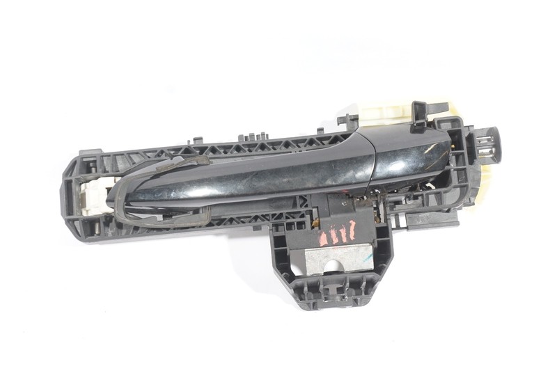 2010 - 2013 MERCEDES BENZ E350 W212 REAR LEFT SIDE EXTERIOR DOOR HANDLE OEM