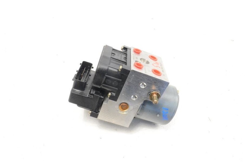 2000-2001 PORSCHE 911 CONVERTIBLE 966 3.4L ABS PUMP AND MODULE ASSEMBLY RWD