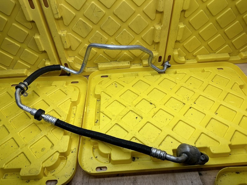 2008-2012 Mercedes W204 C300 C350 A/C AC Air Condenser Pressure Line 2048303115