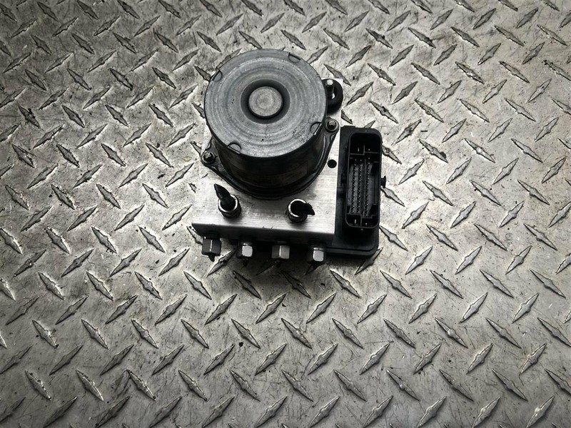 14 15 16 CARAVAN TOWN & COUNTRY 3.6L ABS PUMP OEM 545-02130
