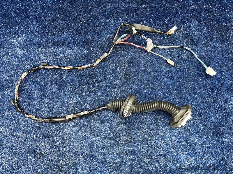 2007–2013 Toyota Tundra Rear Right Door Wiring Harness OEM