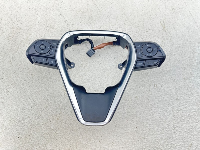 2018 - 2022 TOYOTA CAMRY STEERING WHEEL AUDIO VOLUME PHONE CRUISE SWITCH CONTROL