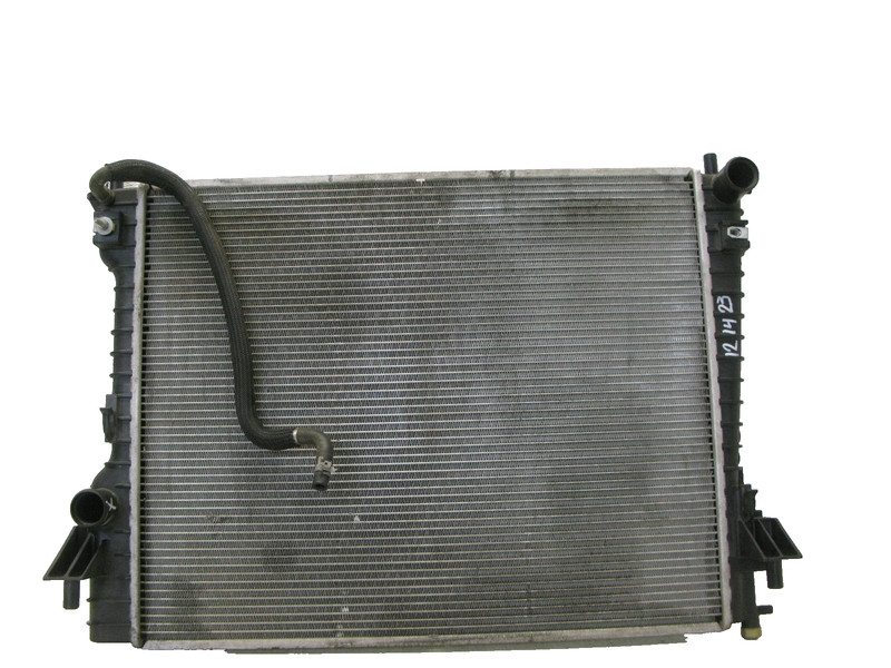 2011-2014 Ford Mustang GT 5.0L 3.7L OEM Cooling Radiator Assembly BR3Z-8005-A