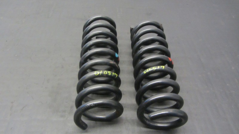 03-09 MERCEDES W209 CLK500 CLK320 CLK350 CLK550 COIL SPRING LEFT RIGHT REAR 1517
