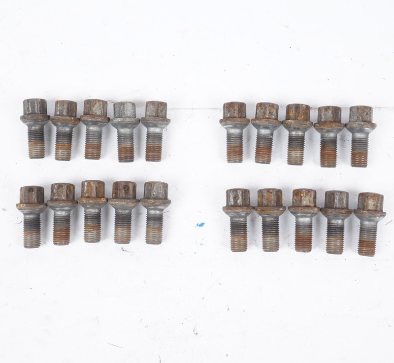 10-16 Mercedes E350 E550 E400 Wheel Lug Bolt SET of 20 OEM