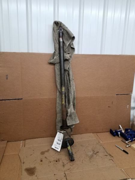 Passenger Axle Shaft Front Axle Fits 02-04 FORD F350SD PICKUP 241817