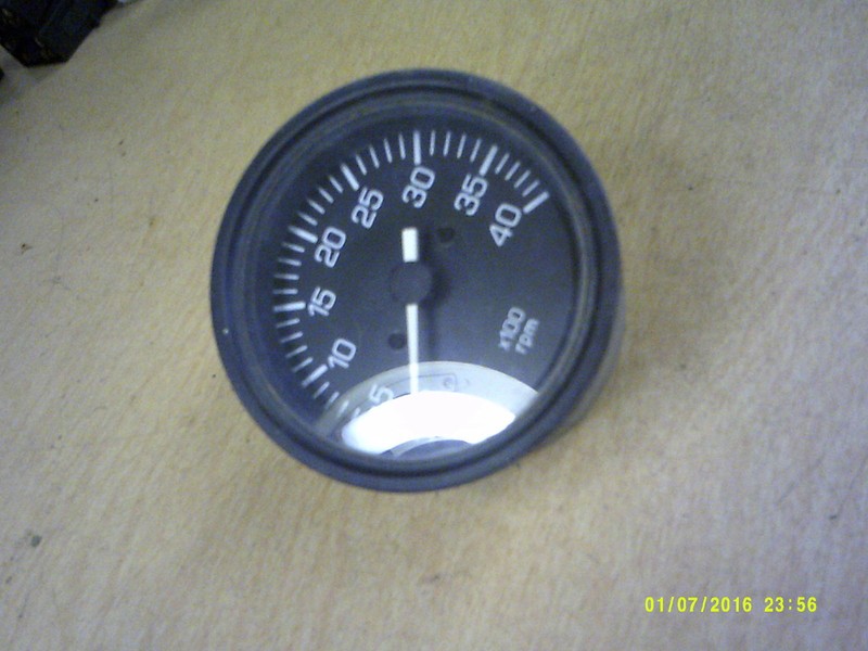 Tachometer 04K14 RPM Gauge *FREE SHIPPING*