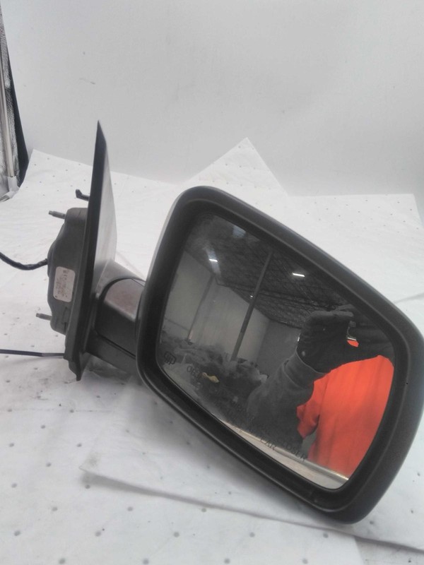 Used Right Door Mirror fits: 2017 Dodge Journey Power heated power folding paint